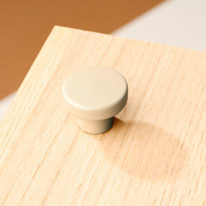 Knob Circular Greige