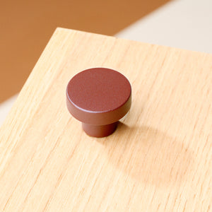 Knob Circular Reddish Brown