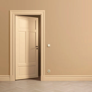 Lacquer Paint Deep Creme 02