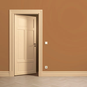 Lacquer Paint Deep Creme 02