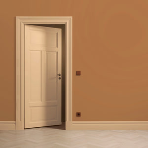 Lacquer Paint Deep Creme 03