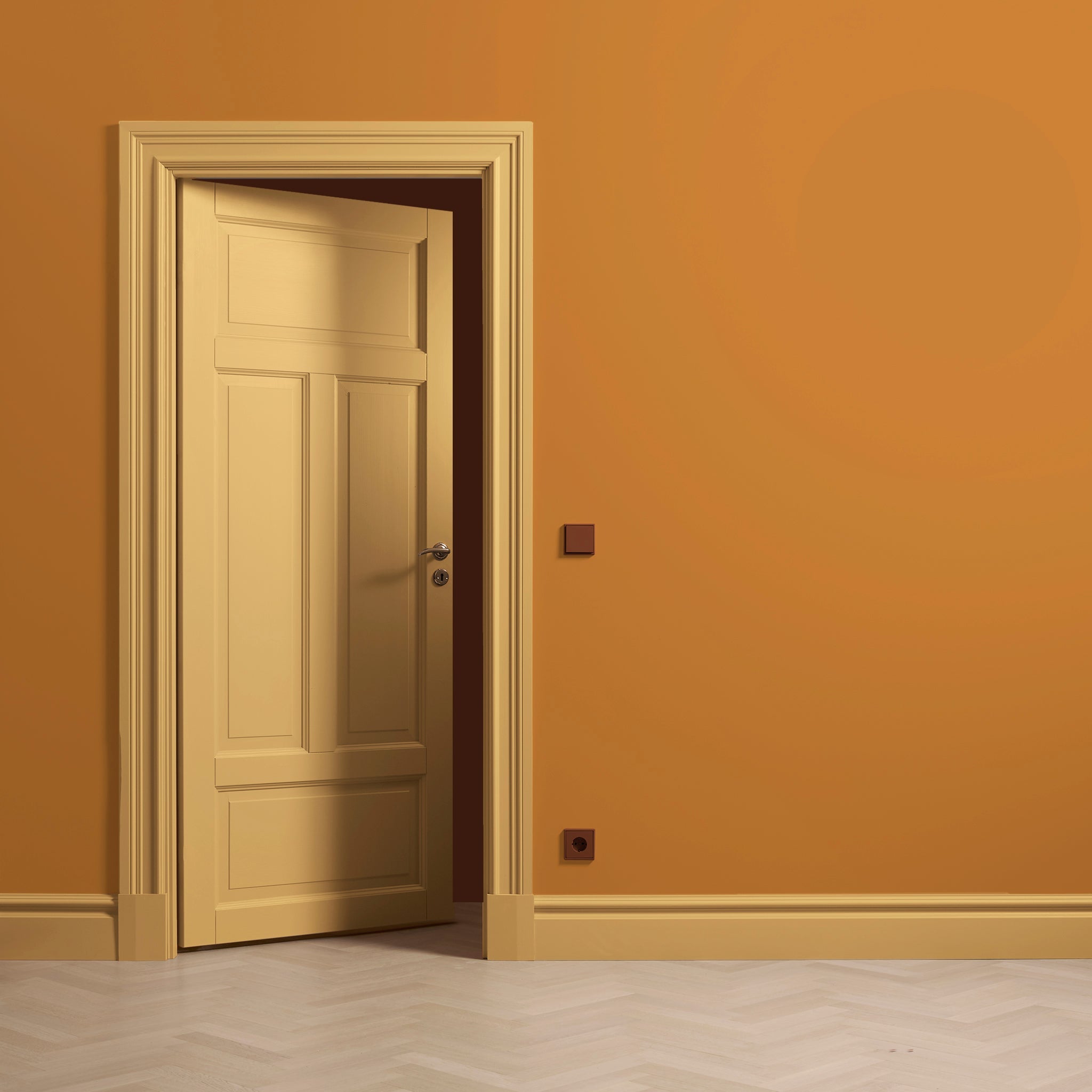 Lacquer Paint Deep Yellow 02
