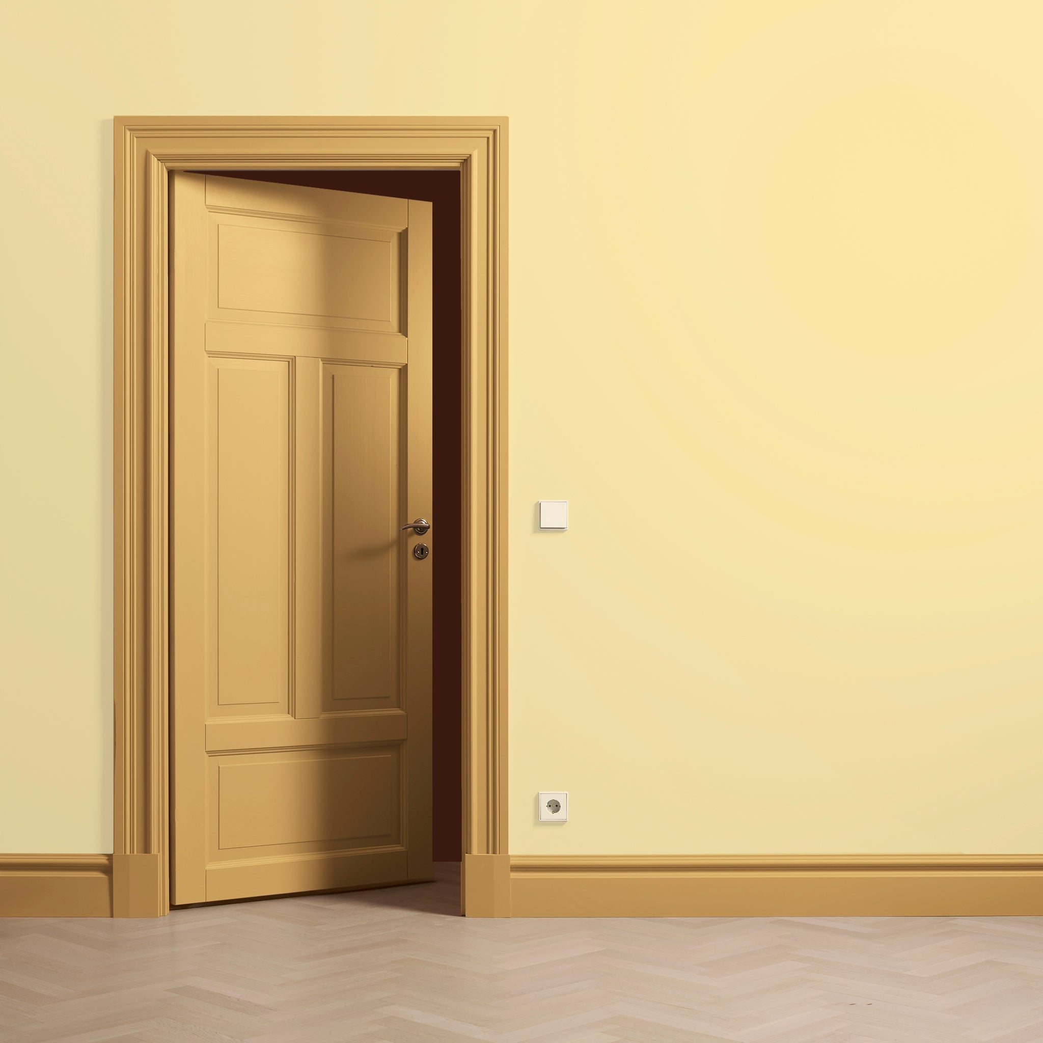 Lacquer Paint Deep Yellow 02