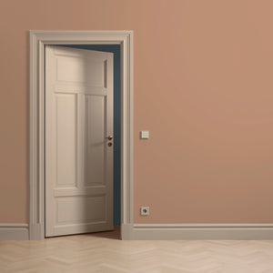 Lacquer Paint Greige Blush 01