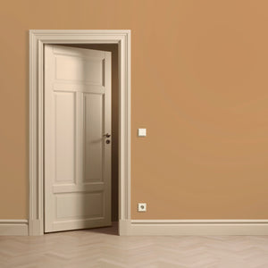 Lacquer Paint Pale Creme 01