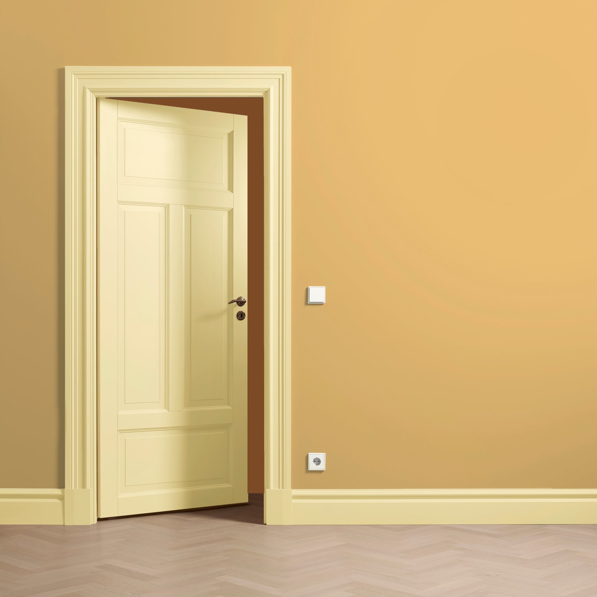 Lacquer Paint Pale Yellow 01