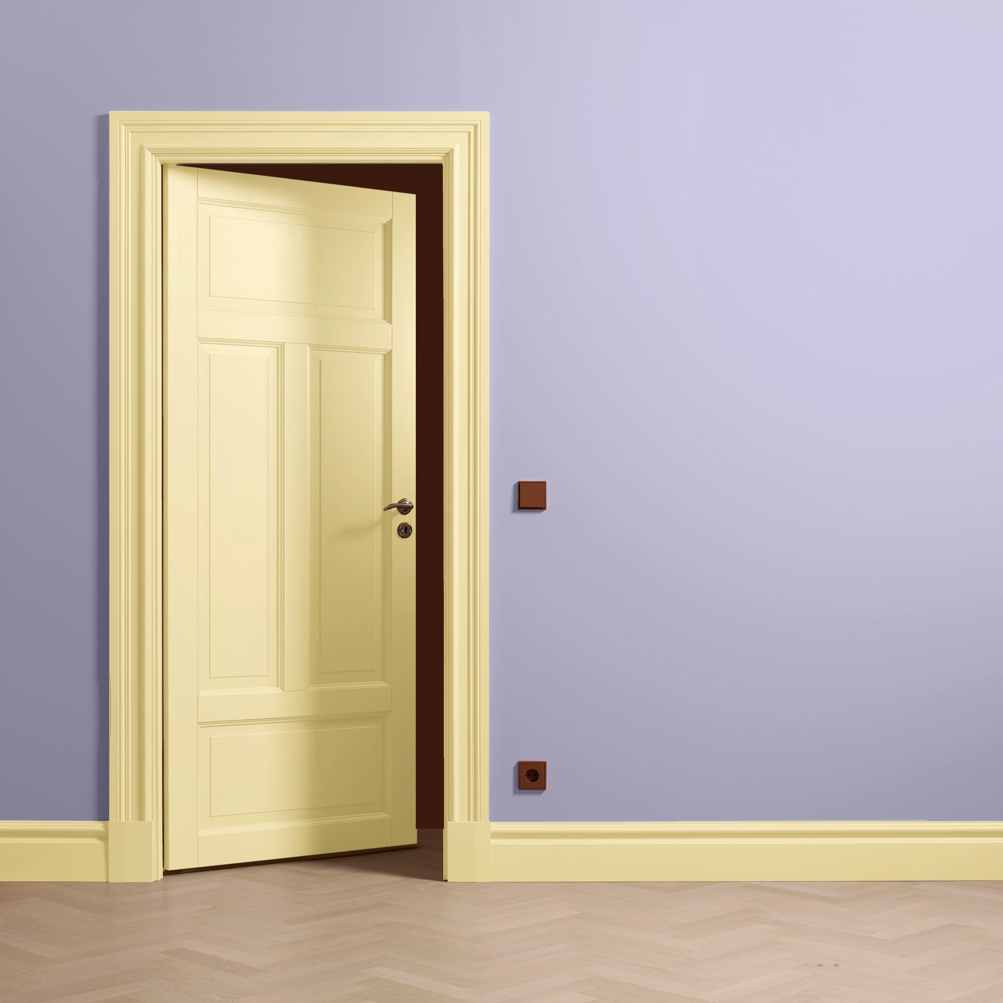 Lacquer Paint Pale Yellow 01
