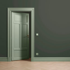 Lacquer Paint Pistage 02